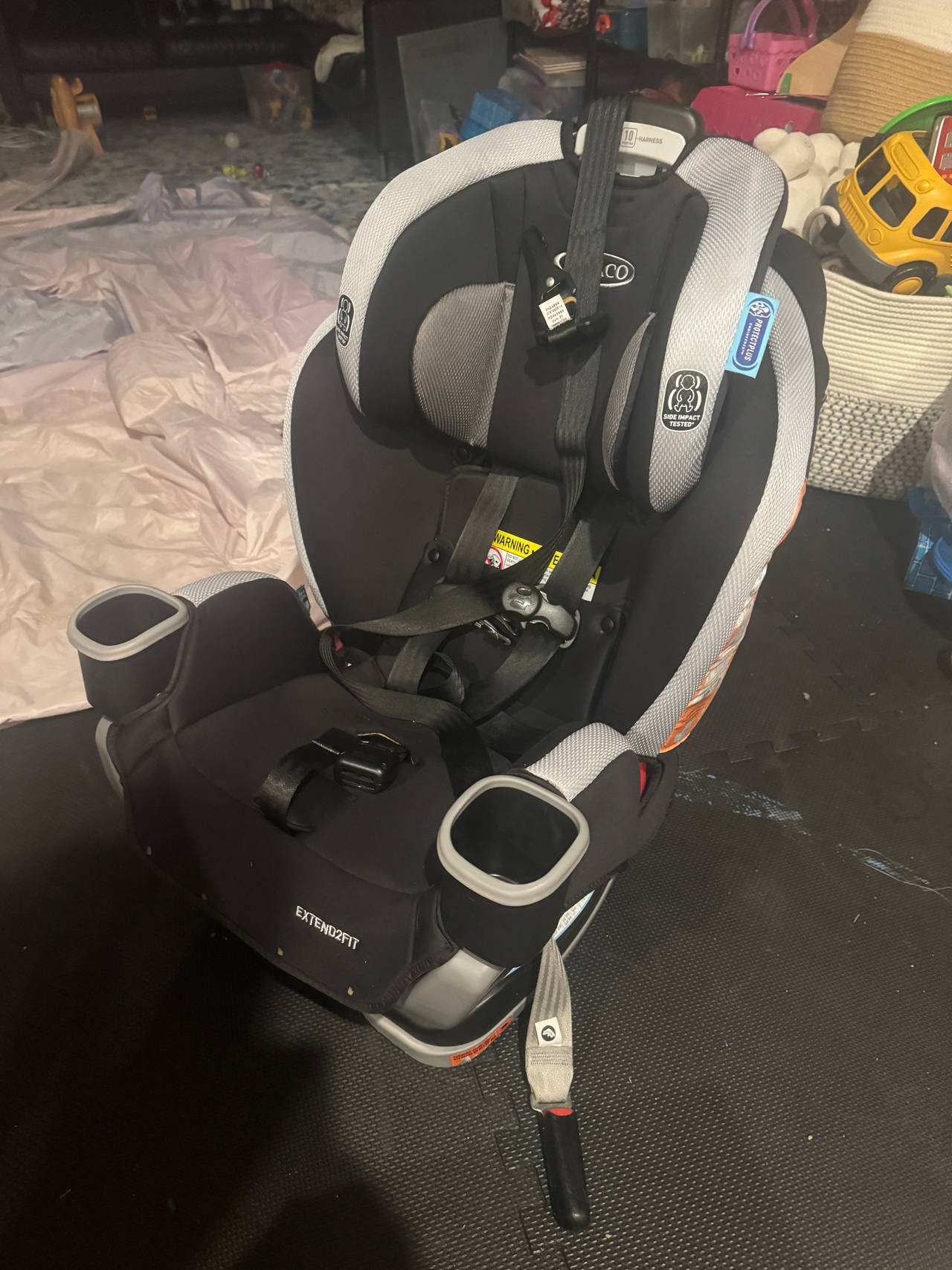 Graco Extend2Fit Convertible Car Seat