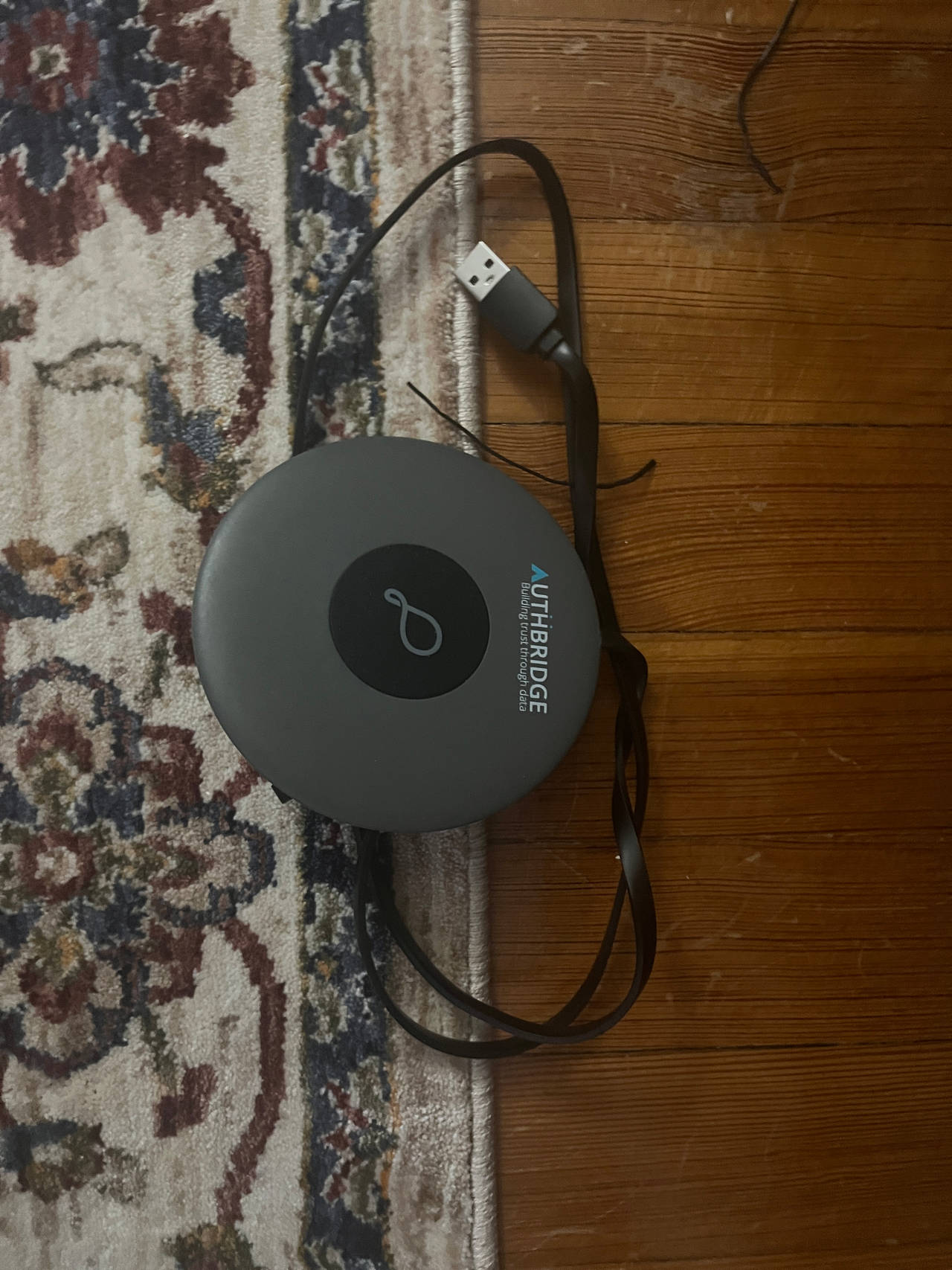 AuthBridge USB Wireless Charger