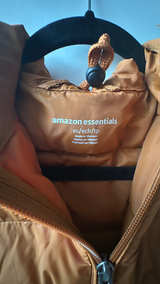 Amazon Essentials Women's Lightweight Long-Sleeve Water-Resistant Packable Puffer Jacket - Image 2