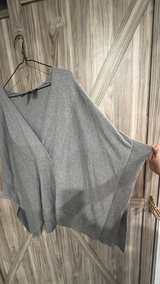 Grey MarlaWynne V-Neck Knit Poncho Top OSFM comfy business lounge - Image 4