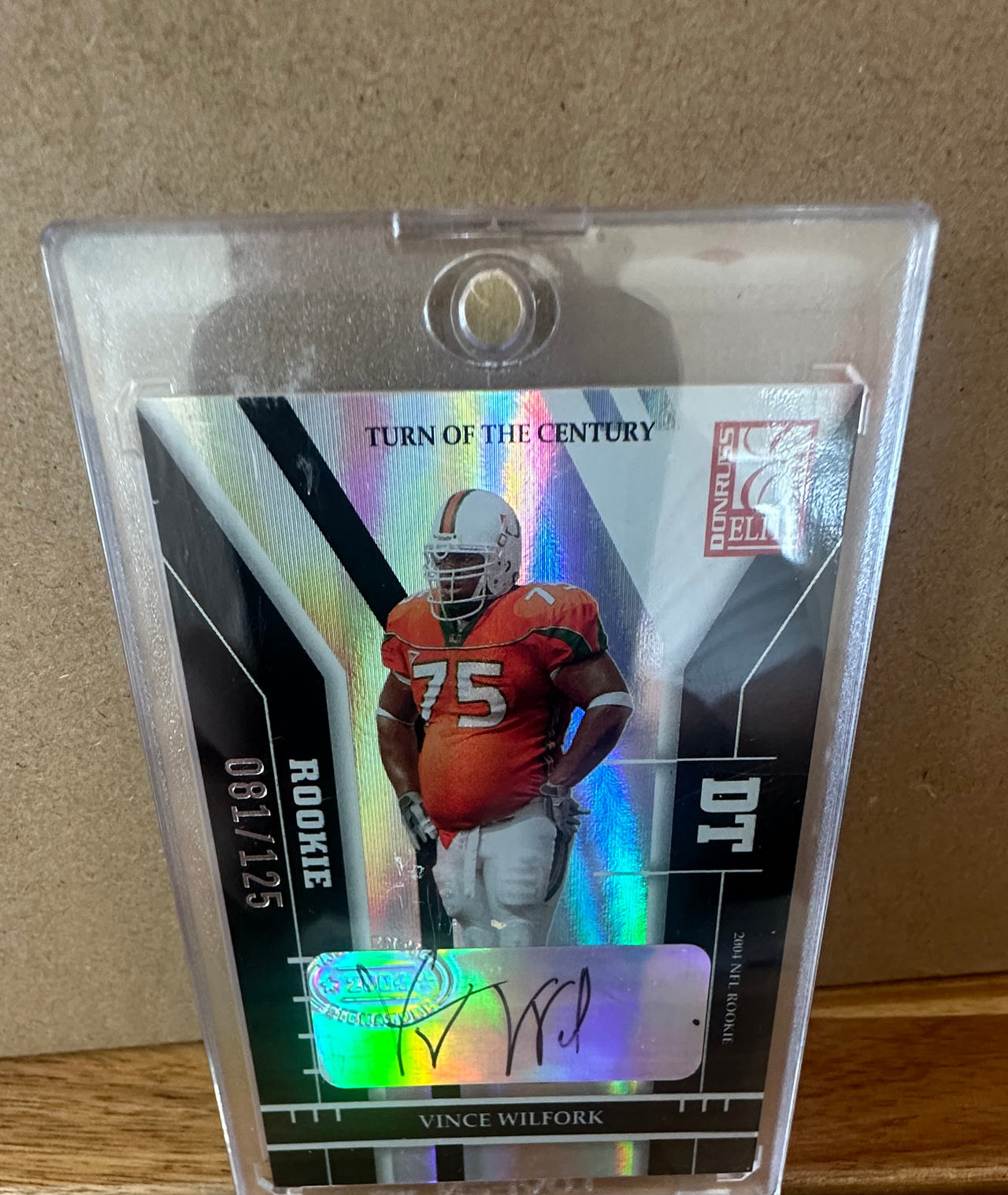 2004 Donruss Elite Vince Wilfork Turn of the Century Rookie Autograph /125