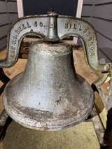 C.S. Bell Co. No. 4 Cast Iron Farm Bell - Image 4
