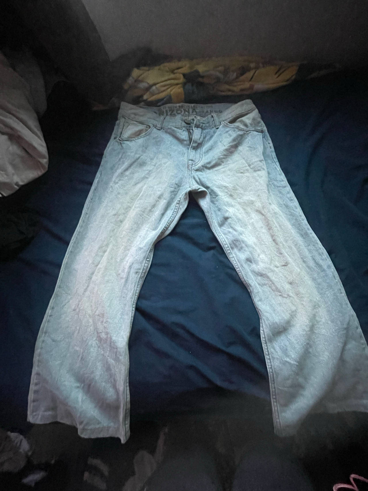 Light Wash Arizona Jeans 33x32