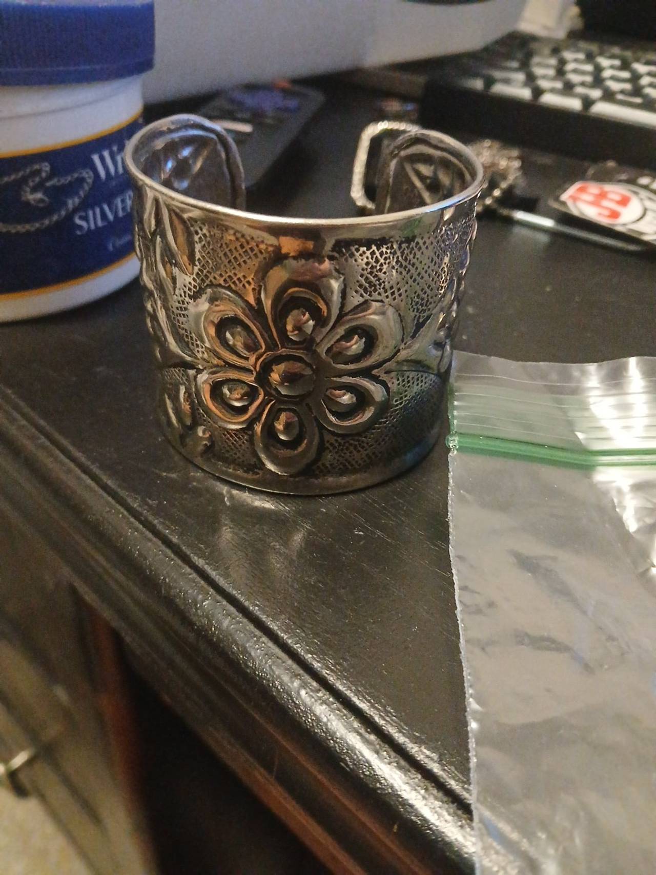 Vintage Style Floral Silver Tone Cuff Bracelet