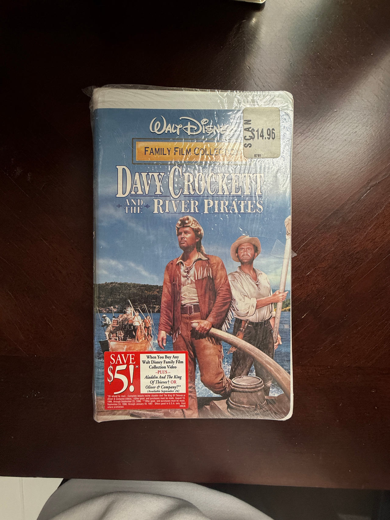 Davy Crockett and the River Pirates VHS (Walt Disney Family Film Collection)