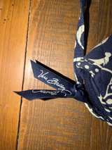 Vera Bradley Crossbody Bag Navy Twirly Birds Pattern - Image 5