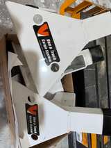 Vantech Cargo System Uprights- missing bars - Image 2