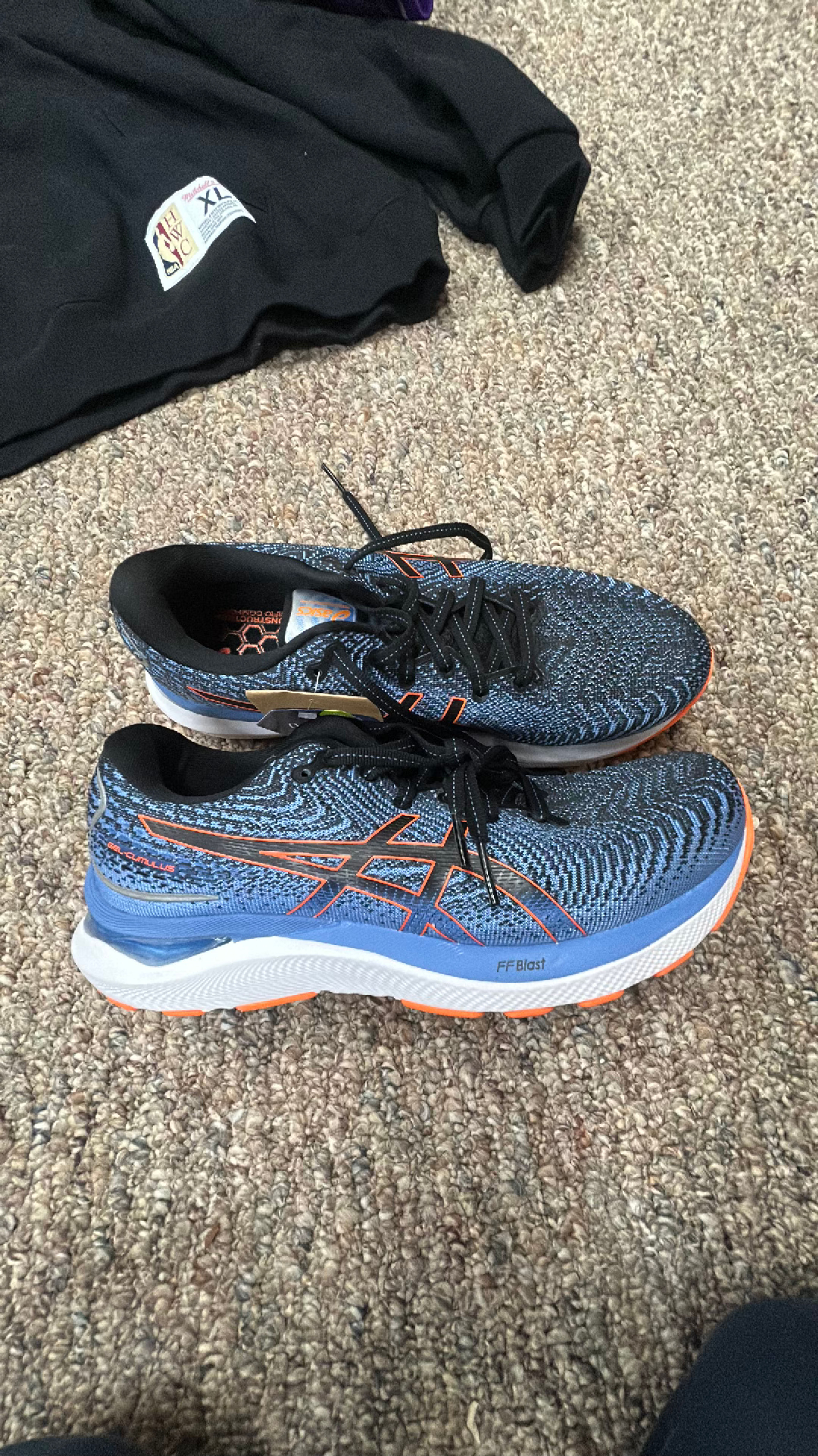 SIZE 8 Asics Gel-Cumulus 24 Running Shoes - Image 2