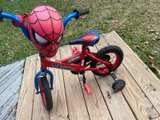 Huffy Marvel Spider-Man 12-inch Kids' Bike Red - Image 1