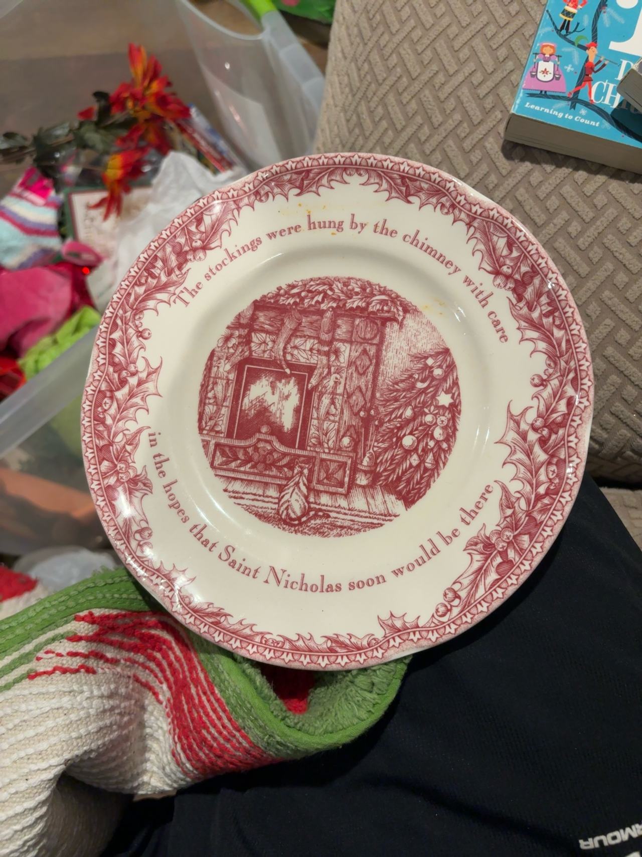 Johnson Brothers Twas the Night Before Christmas Red Salad Plate
