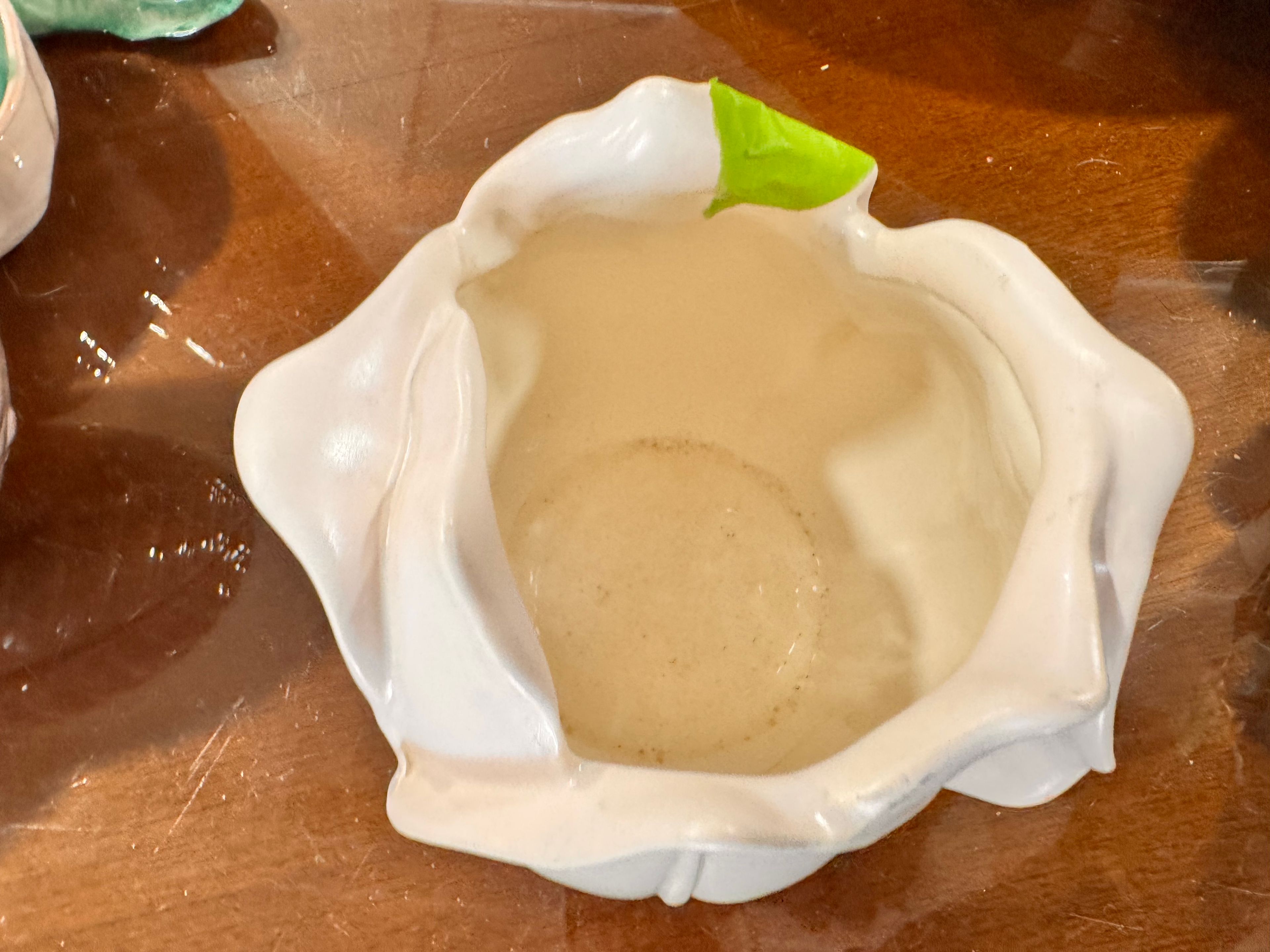 Vintage Stangl Tulip Vase, 1878, White Large Flower Ware Bowl, Pot, Pottery - Image 3