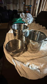 12 qt Stainless Steel Pasta Pot with Strainer Inserts - Image 1
