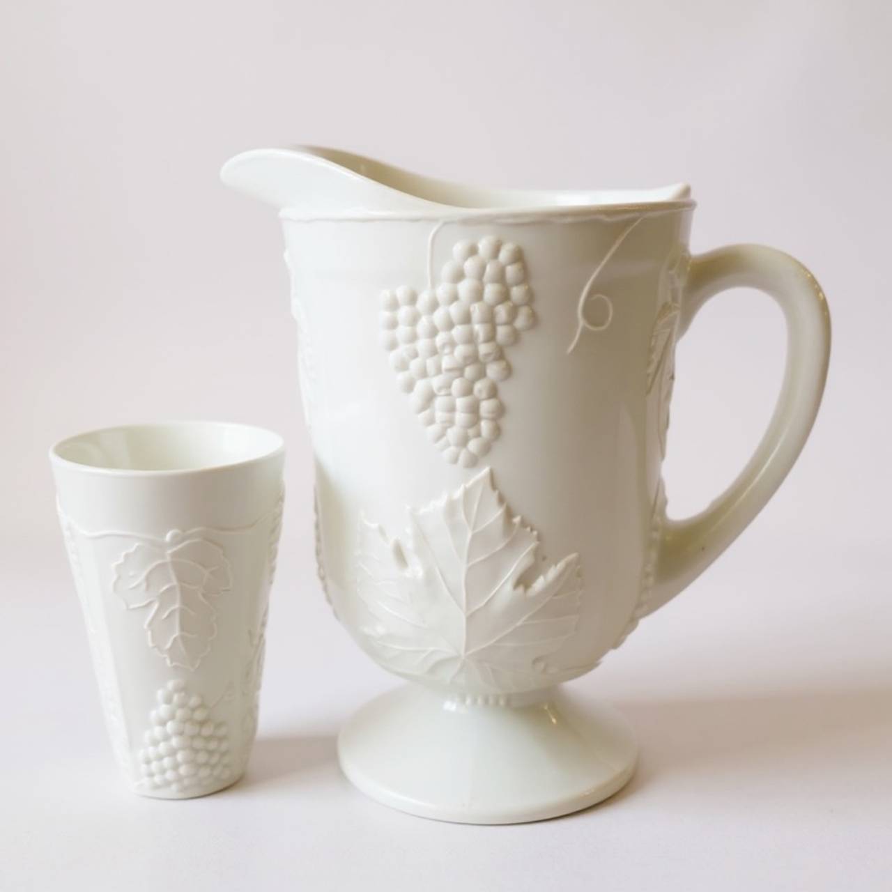 Indiana Glass Colony Harvest Grape White Milk Glass Pitcher