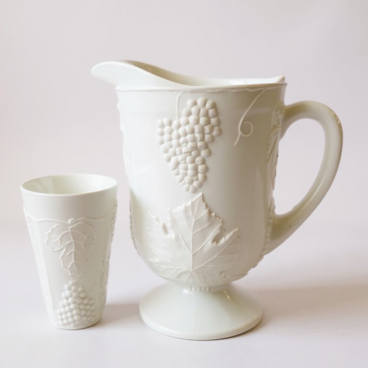 Indiana Glass Colony Harvest Grape White Milk Glass Pitcher