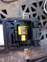 DEWALT DW088CG Green Cross Line Laser - Image 2