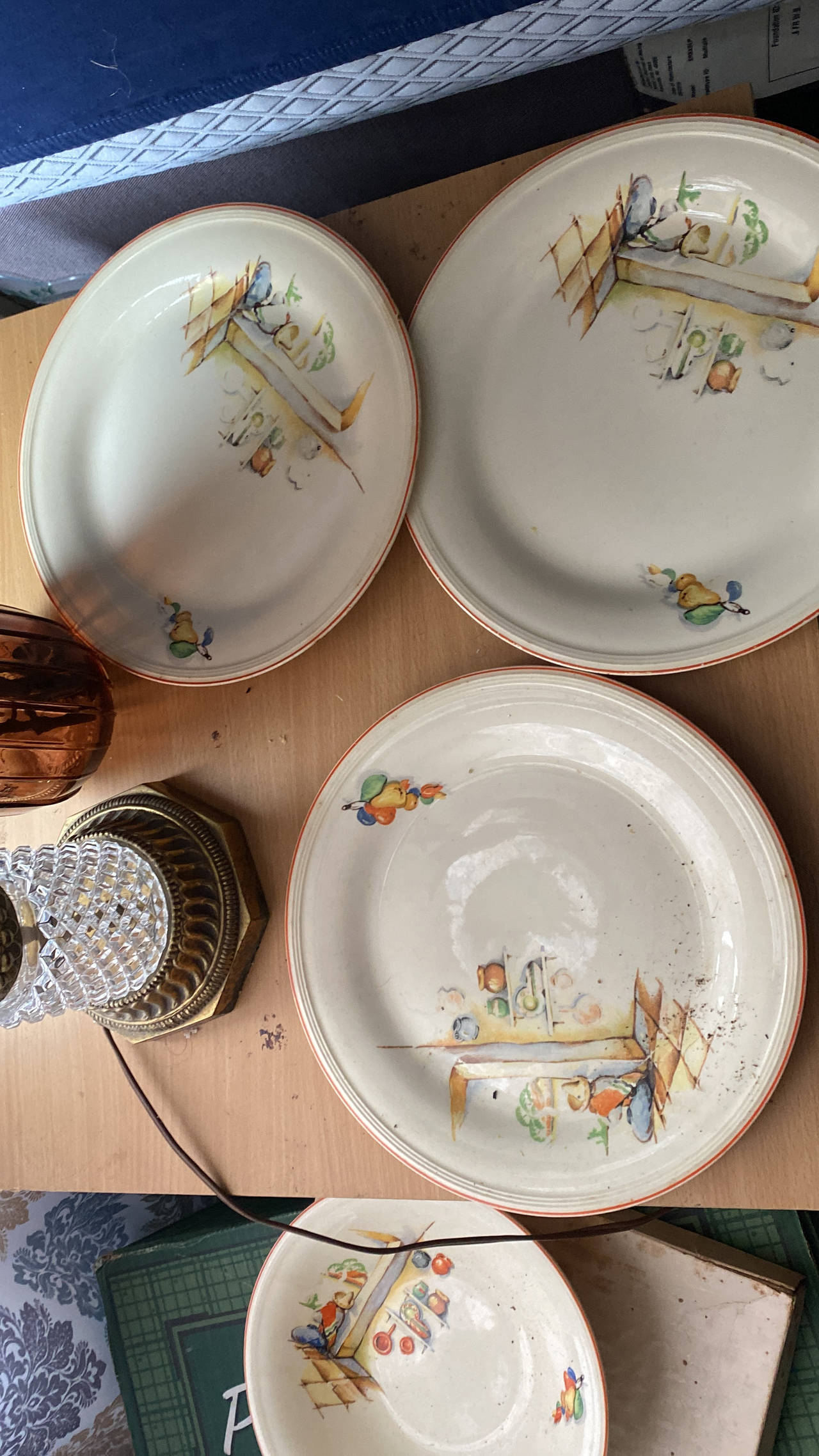 Metlox Poppytrail Free Hand Dinner Plates