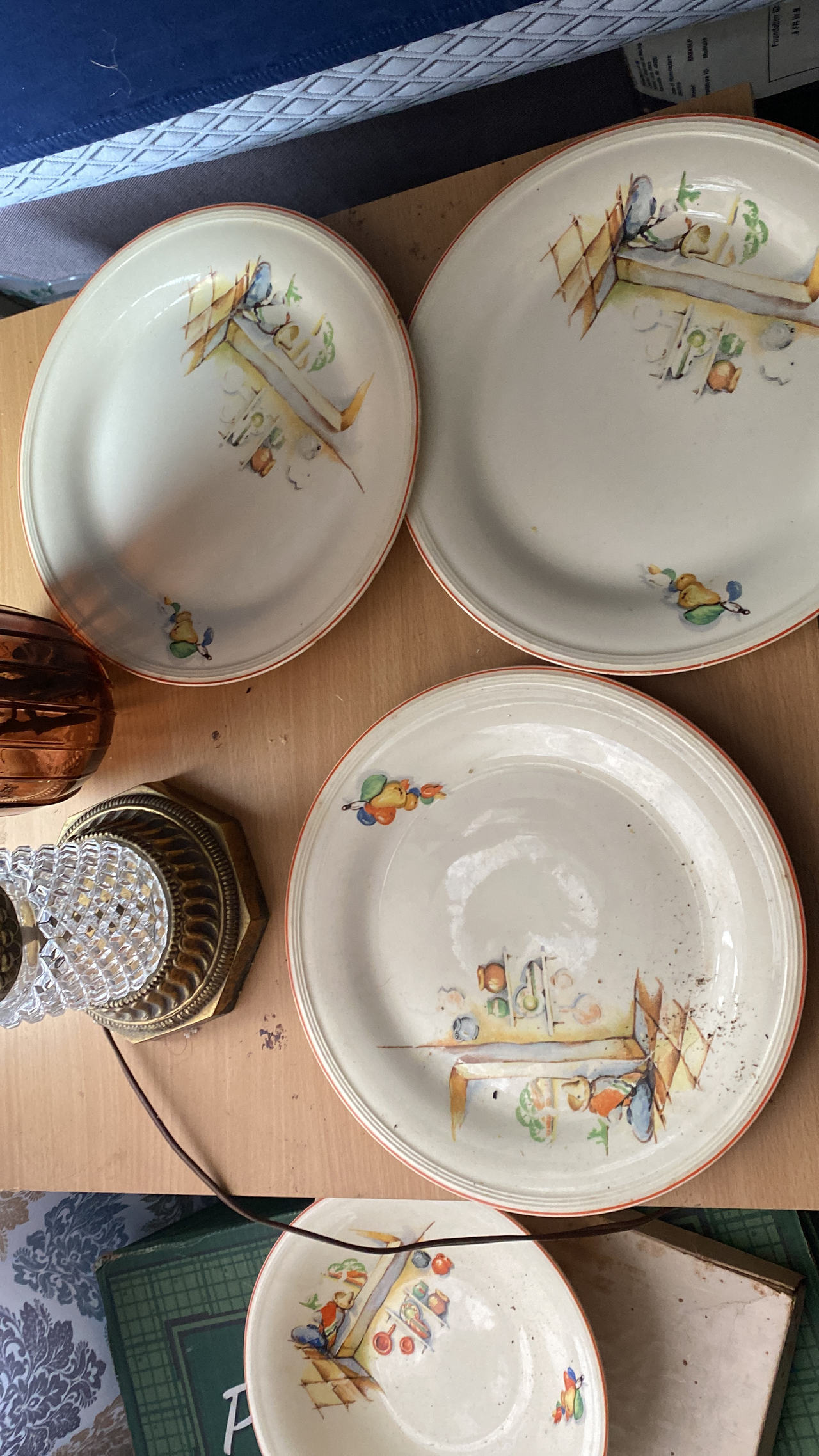 Metlox Poppytrail Free Hand Dinner Plates