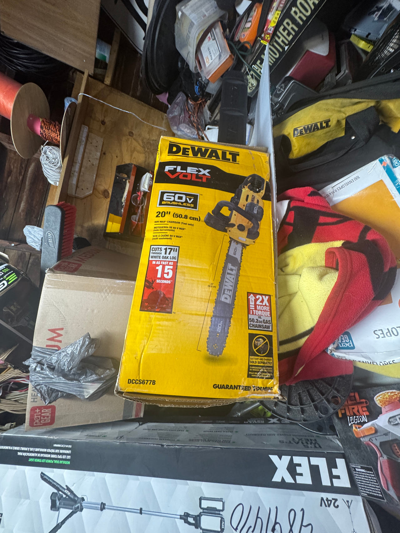 DeWalt FLEXVOLT 60V MAX Chainsaw