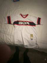 Mitchell & Ness Chicago White Sox Vintage 1985 Jersey - Image 1