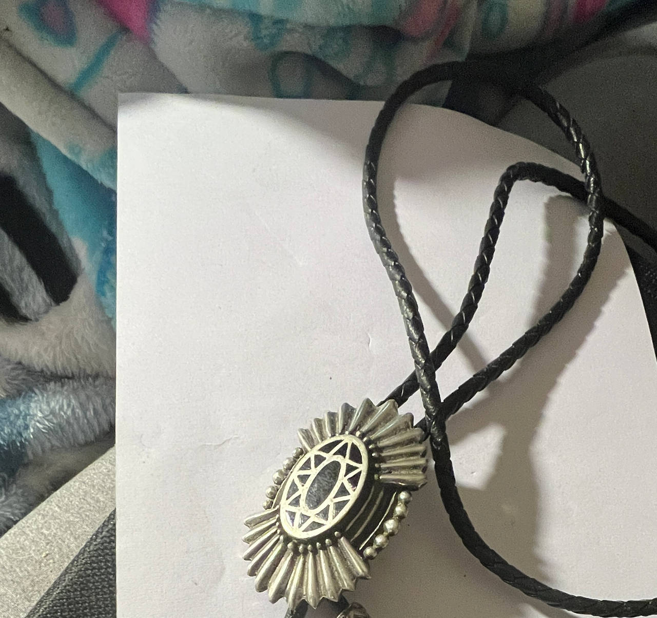 Vintage Style Sunburst Bolo Tie