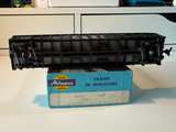Athearn HO Scale C&EI Covered Gondola - Image 3