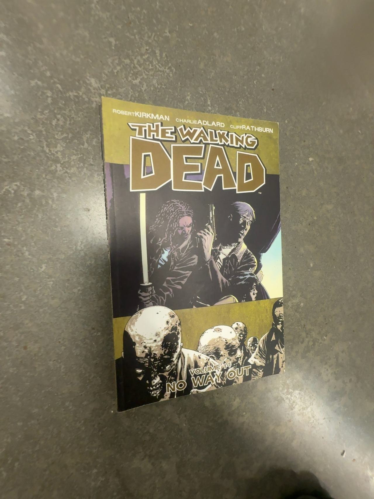 The Walking Dead Volume 14: No Way Out