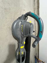 Yardworks Electric Leaf Blower/Vacuum - Image 1