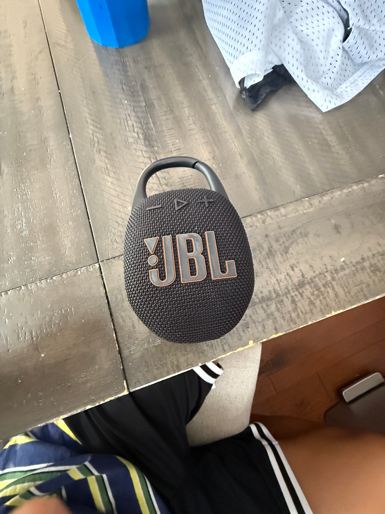 JBL Clip 4