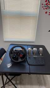 Logitech G29 Driving Force Racing Wheel - Image 1