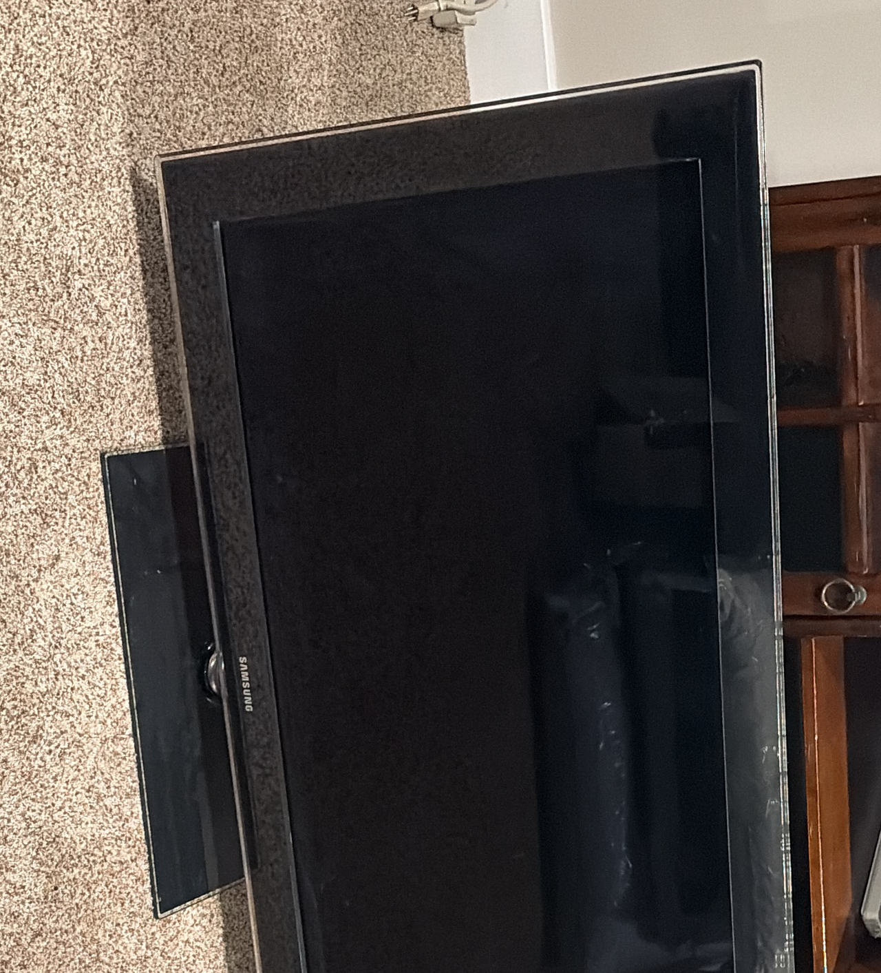 46" Samsung Series 6 LCD TV