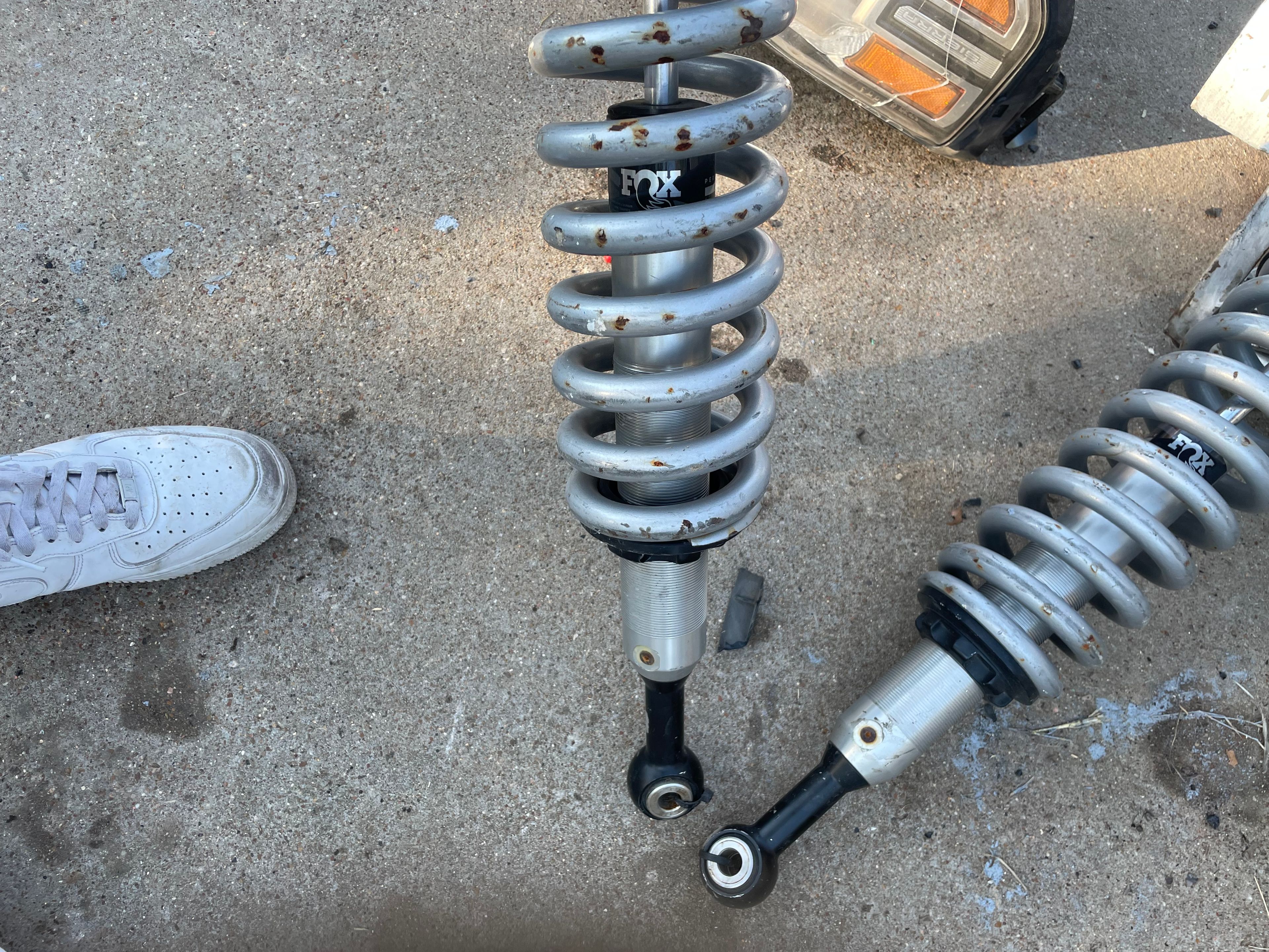 Fox 2.0 Performance Series Front Coilover IFP Shock - Image 7