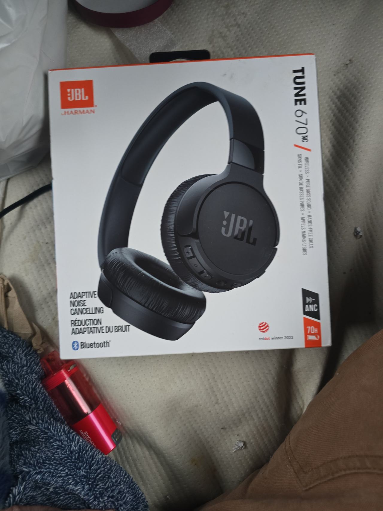 JBL Tune 670NC Adaptive Noise Cancelling Wireless On-Ear Headphones