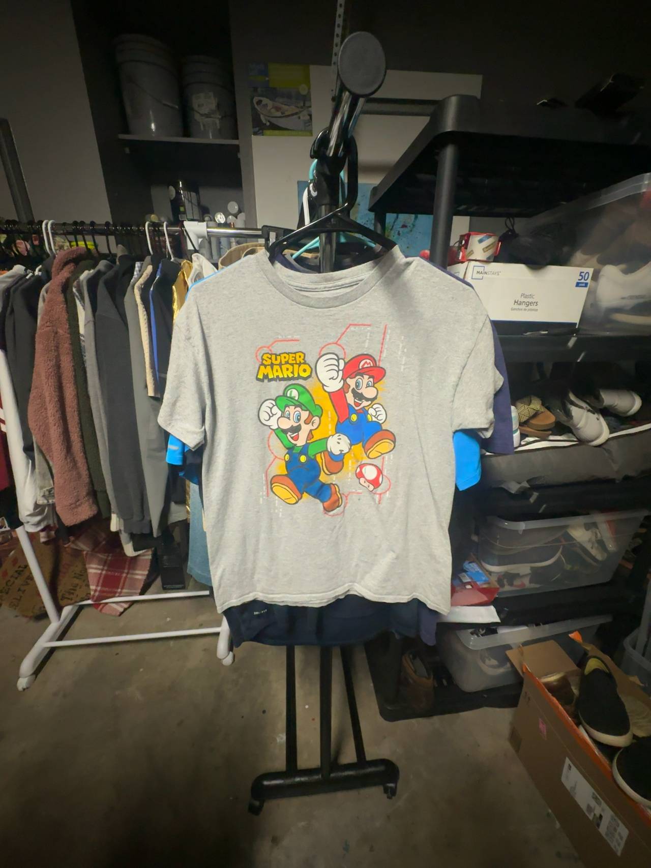 Nintendo Super Mario Bros Gray Kids T-Shirt XL 