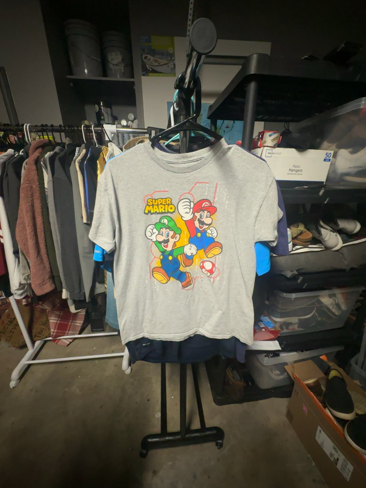 Nintendo Super Mario Bros Gray Kids T-Shirt XL 