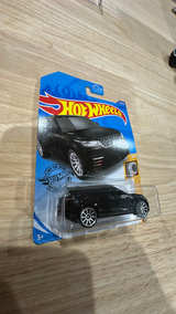 Hot Wheels Range Rover Velar Turbo 3/5 Black - Image 3
