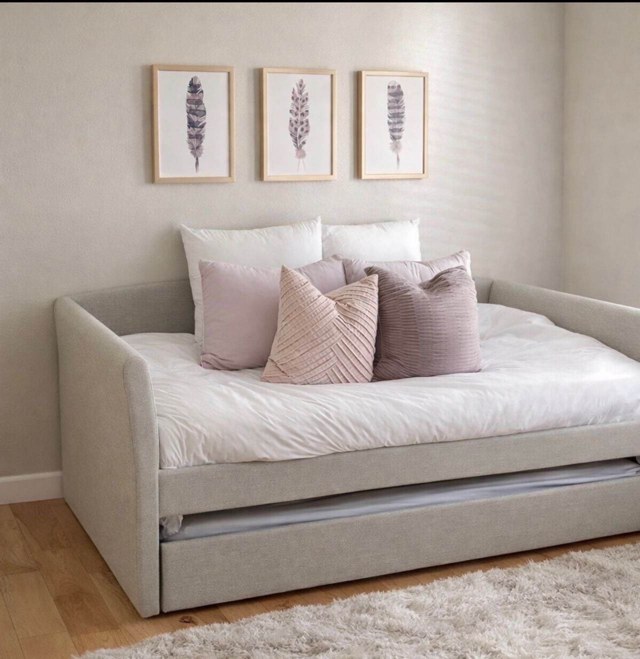 Upholstered Daybed with Trundle