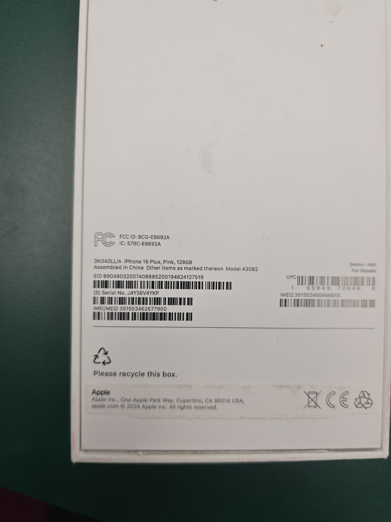 Apple iPhone 16 Pink