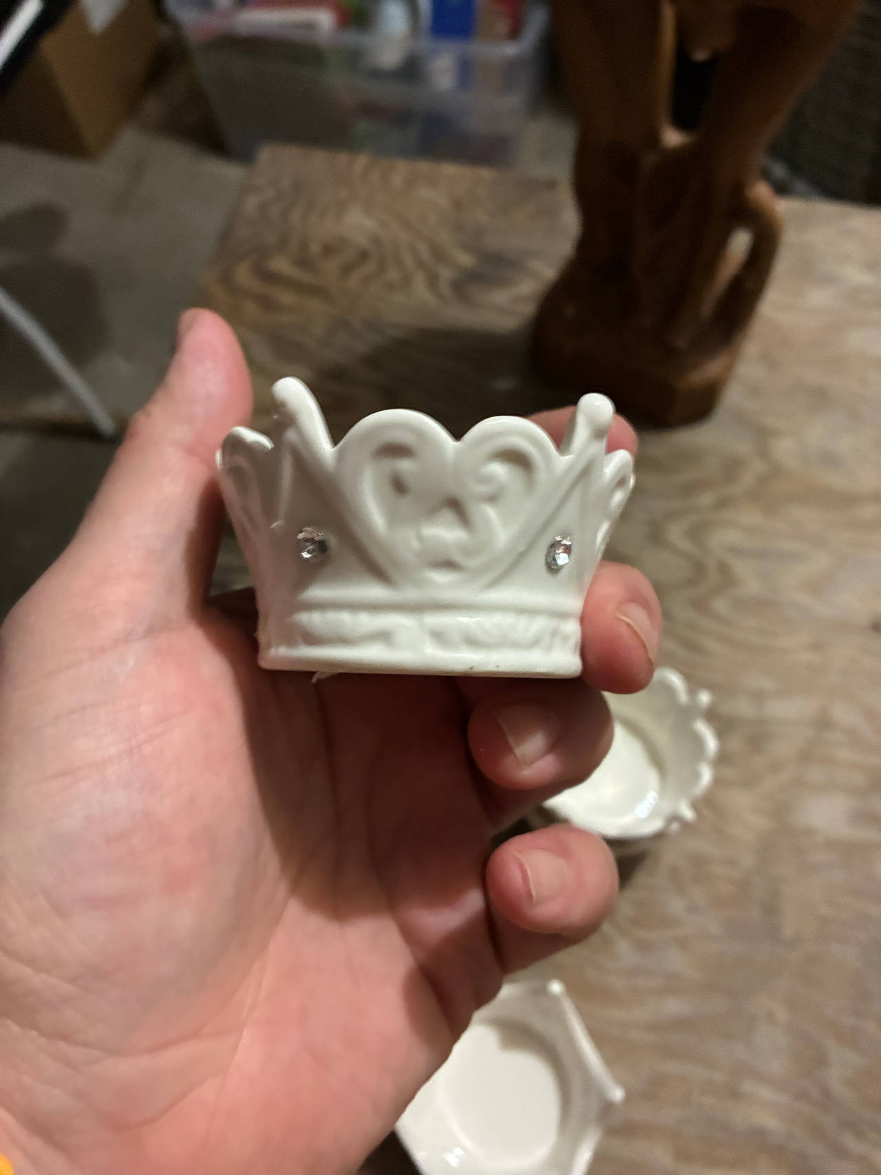 6 Ceramic Crown Tea Light Holders with Rhinestones