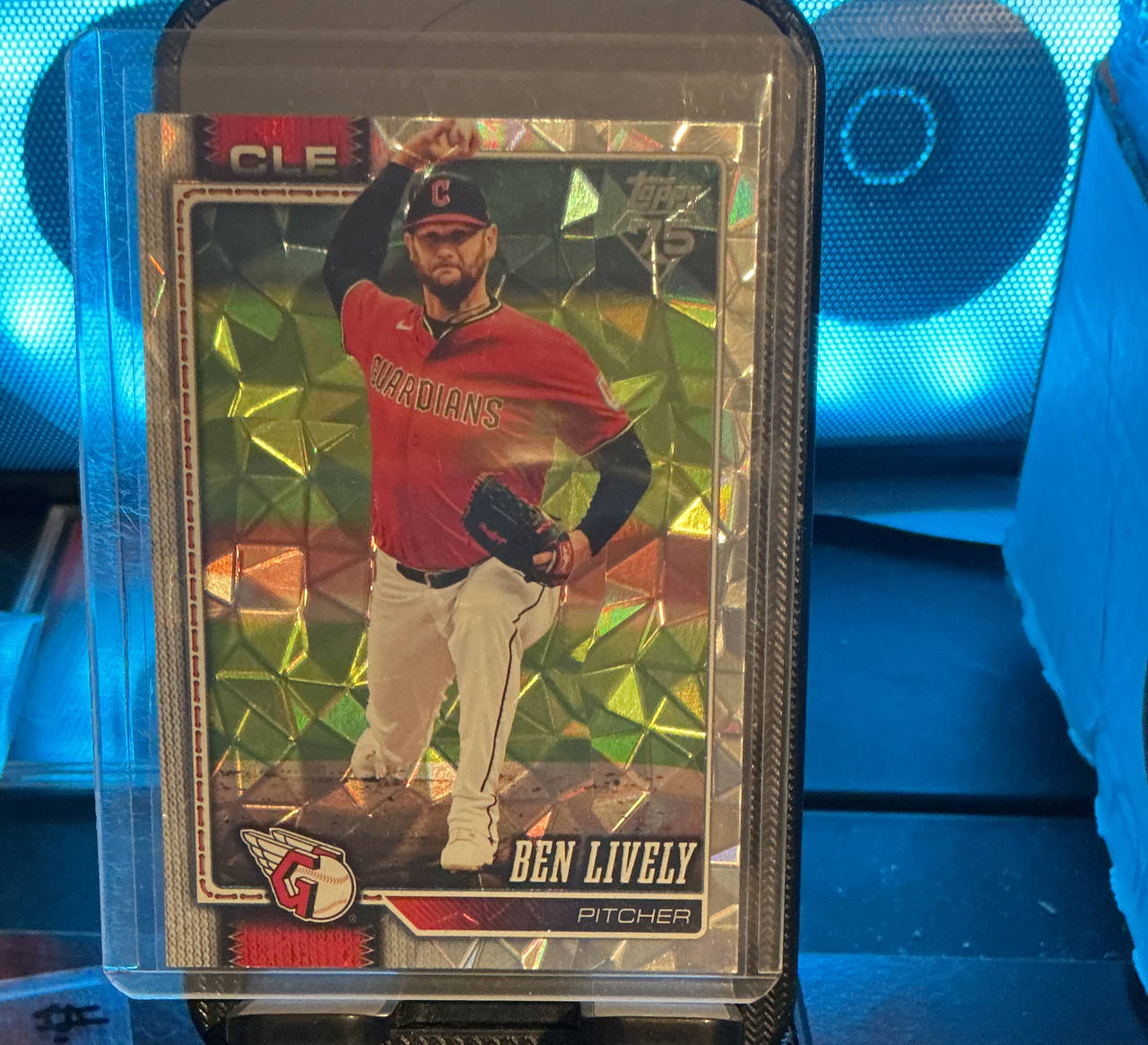 2024 Topps Ben Lively Yellow Crackle Foil #614