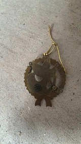 Gloria Duchin 1991 Vintage Metal Wreath Christmas Ornament - Image 2