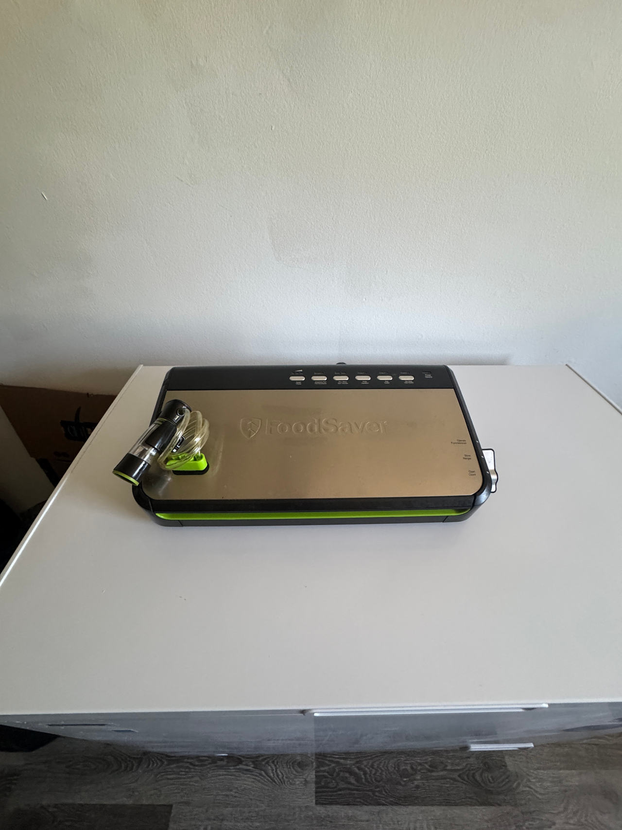 FoodSaver Vacuum Sealer