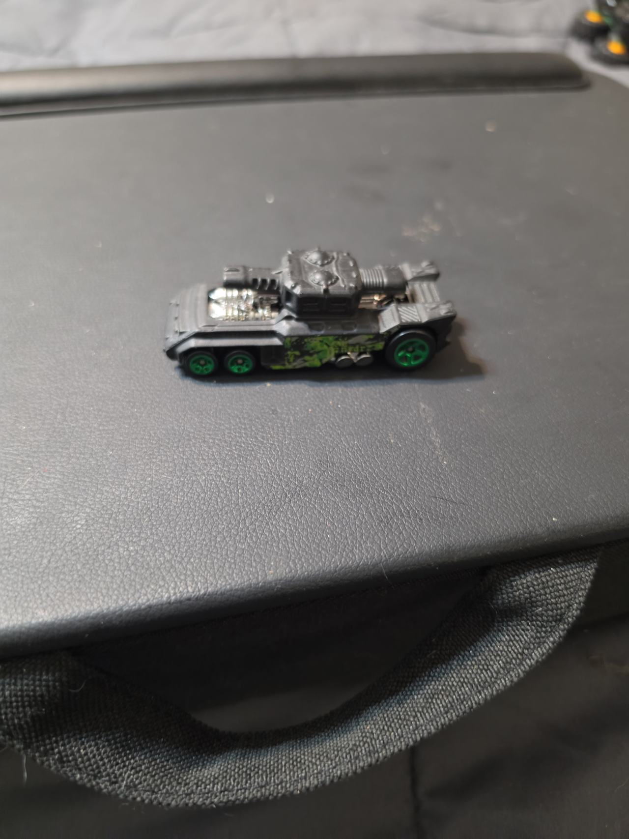Hot Wheels Invader Tank Car