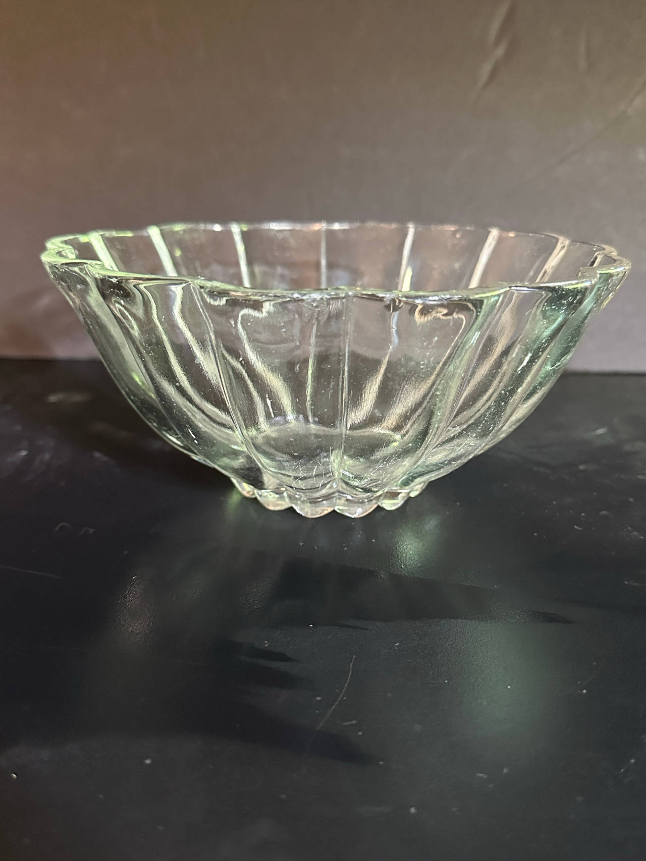 Vintage Scalloped Ribbed Glass Bowl 7”