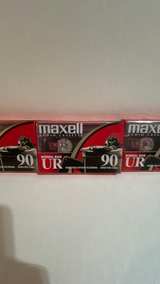 Maxell UR 90 Audio Cassette Tapes (3-Pack) - Image 3