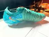 Nike Phantom GX2 Elite FG Soccer Cleats - Image 3