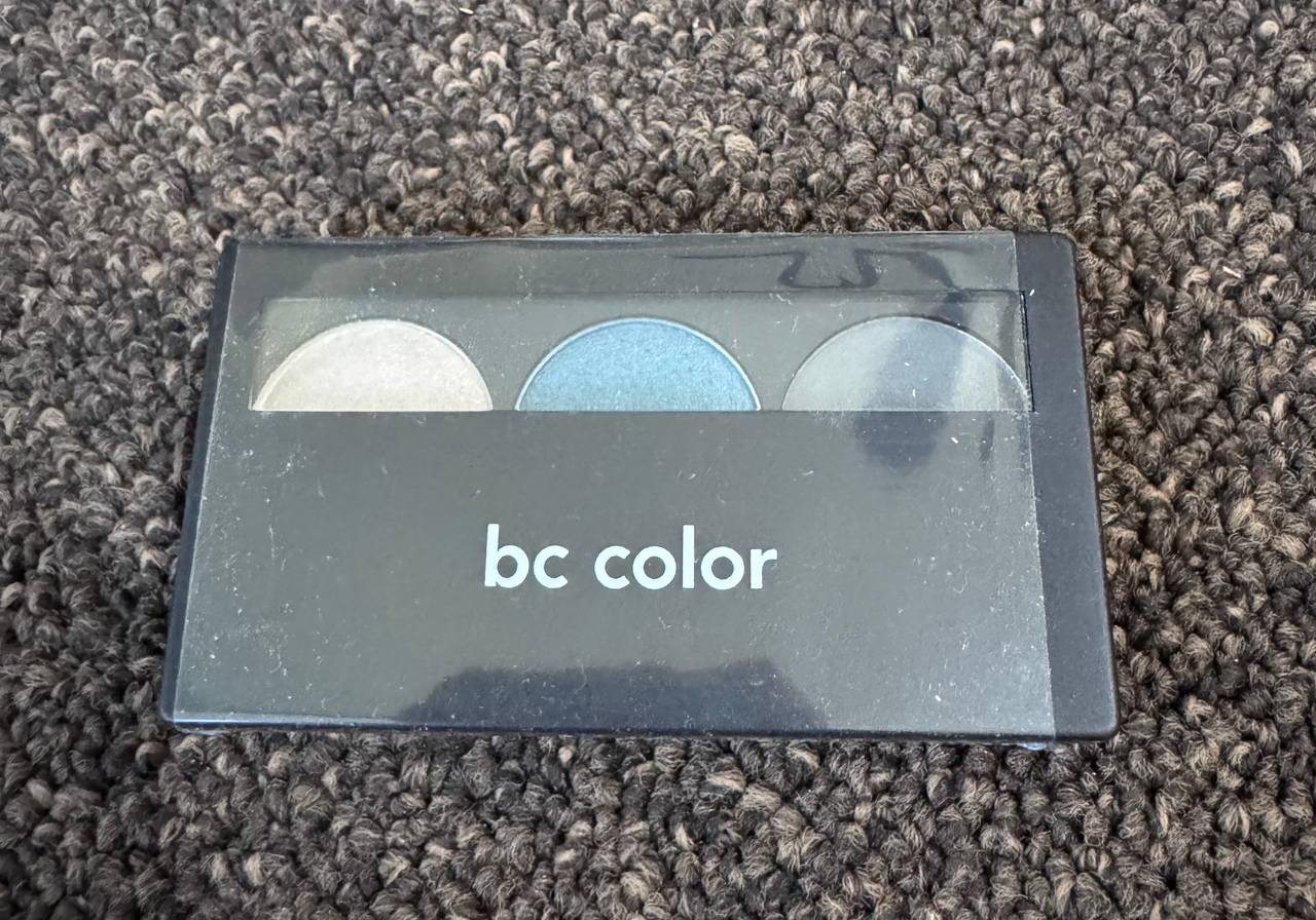 BC Color Eyeshadow Trio Blue/Silver Palette