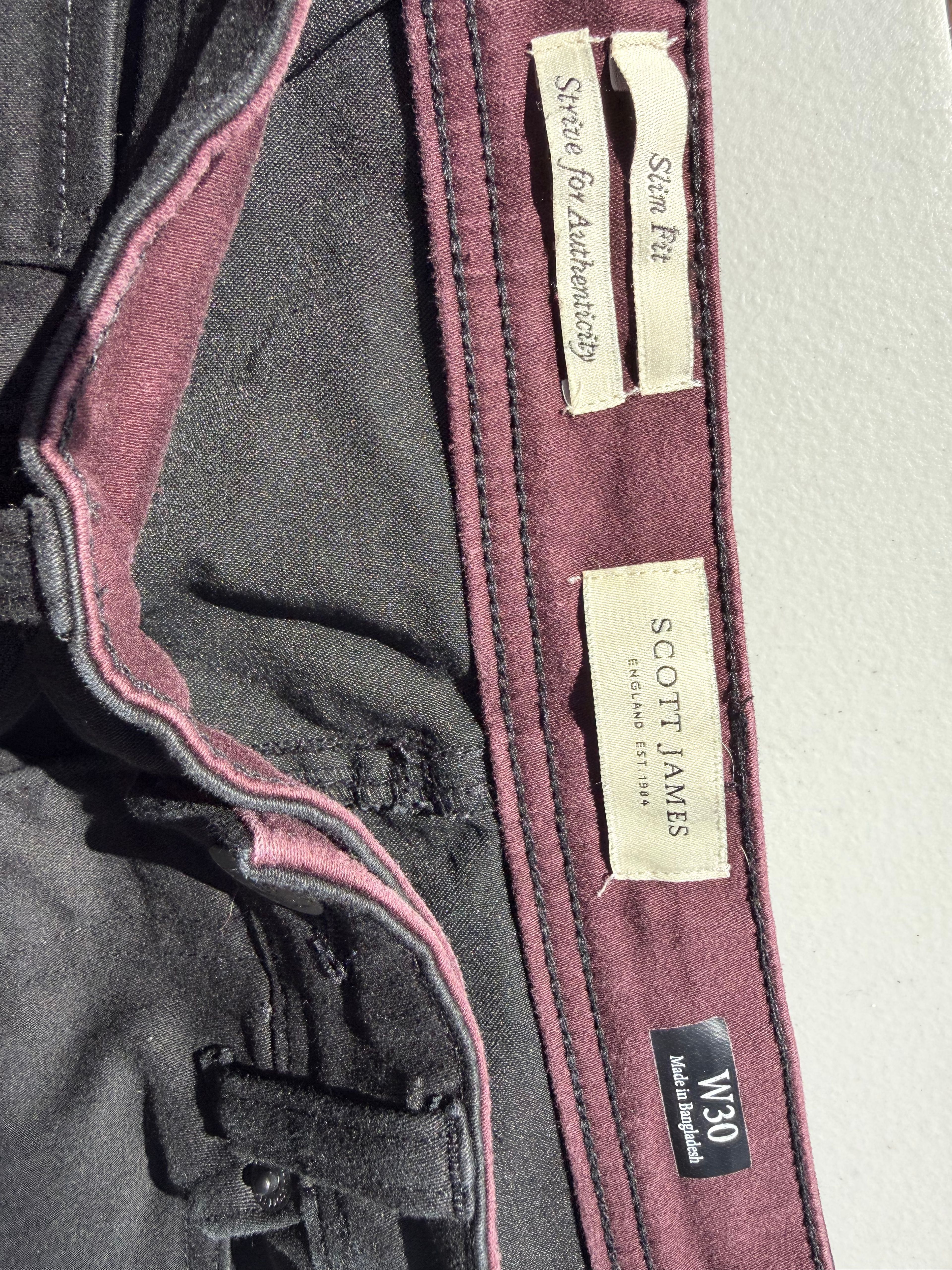 Scott James Slim Fit Cargo Shorts - Image 2