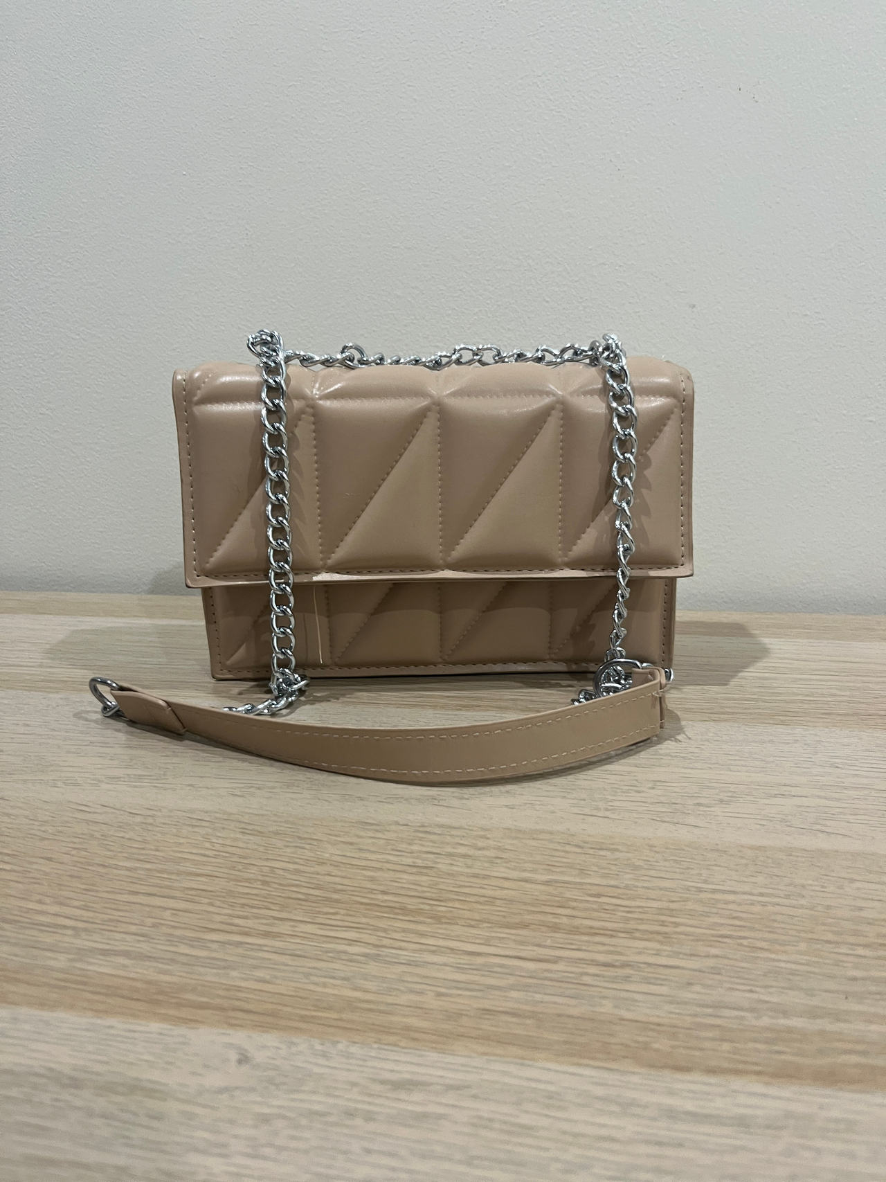 Quilted Chain Shoulder Bag