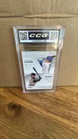 2023 Leaf Double Exclusive Legends Edition Shohei Ohtani / Ichiro Suzuki #ELE03 CCG 10 - Image 2