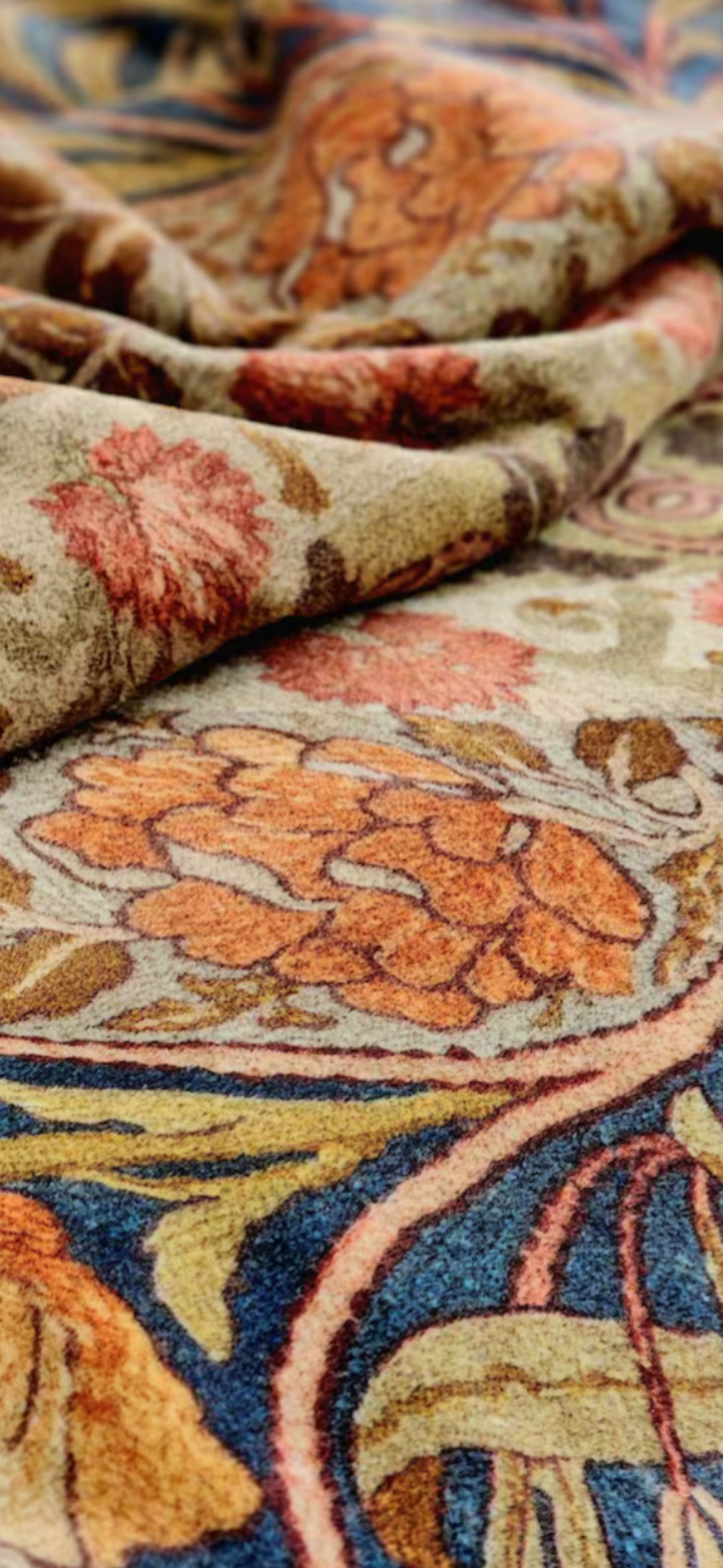 Beautiful William Morris velvet crushed blanket 50x60 NEW May Morris